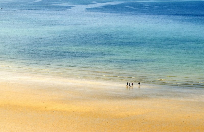 'Gold Beach, 6th June' by Doug Ross