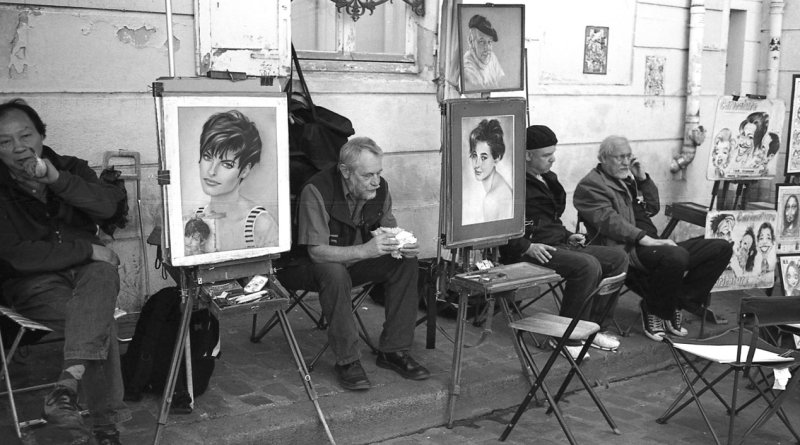 'Place Du Tertre, Monmartre, Paris' by Richard Stent LRPS