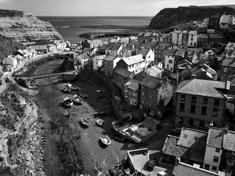 'Staithes, North Yorkshire' by Richard Stent LRPS